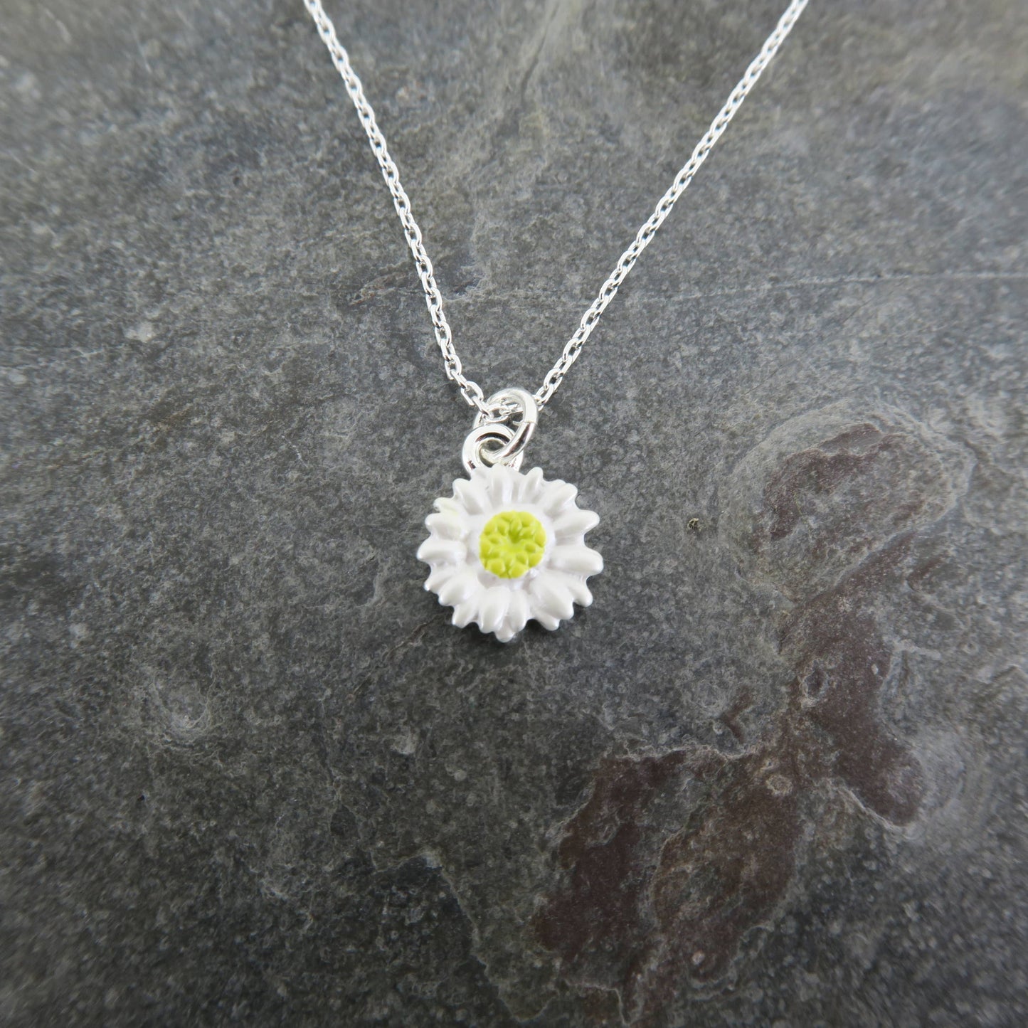 Necklace - Daisy White Mini Flower Pendant