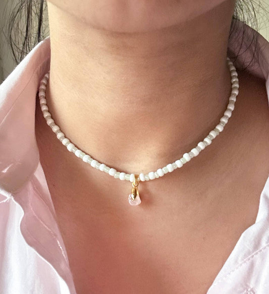 Chocker Beaded Crystal Pendant Necklace